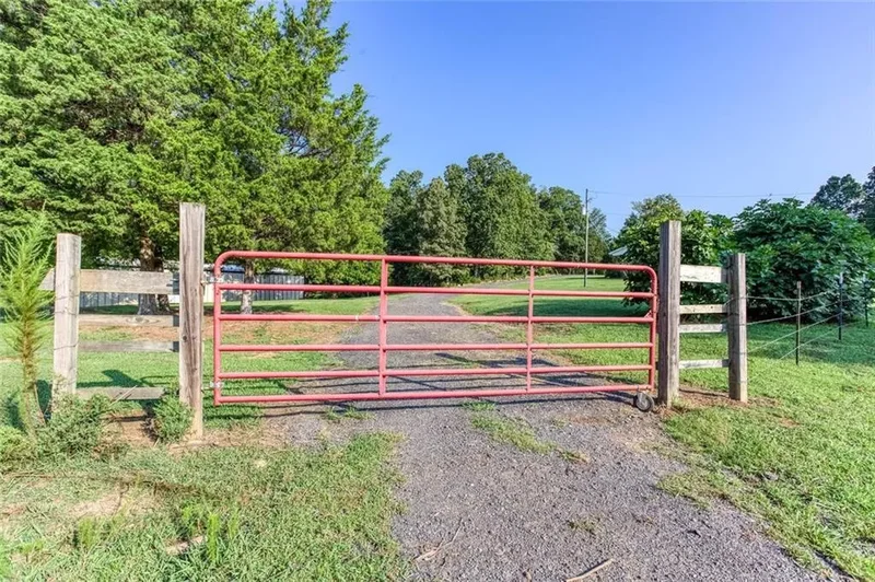195 Connesena Road, Kingston, GA 30145, Euharlee, Georgia, United States. - Photo 32