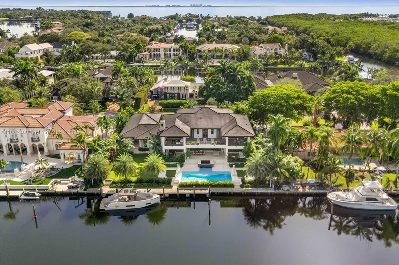 9360 Balada St, Coral Gables, Florida, United States. - Photo 35