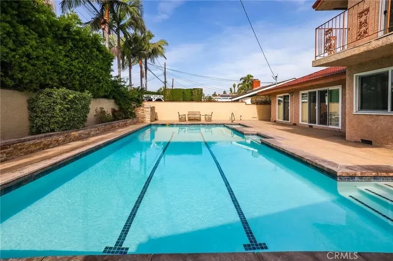 451 Margo, Signal Hill, California, United States. - Photo 55