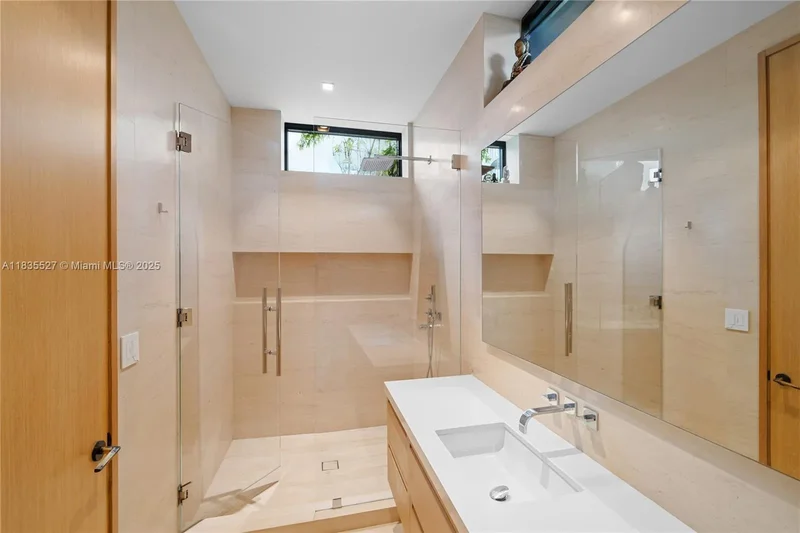 126 W San Marino Dr, Miami Beach, Florida, United States. - Photo 66