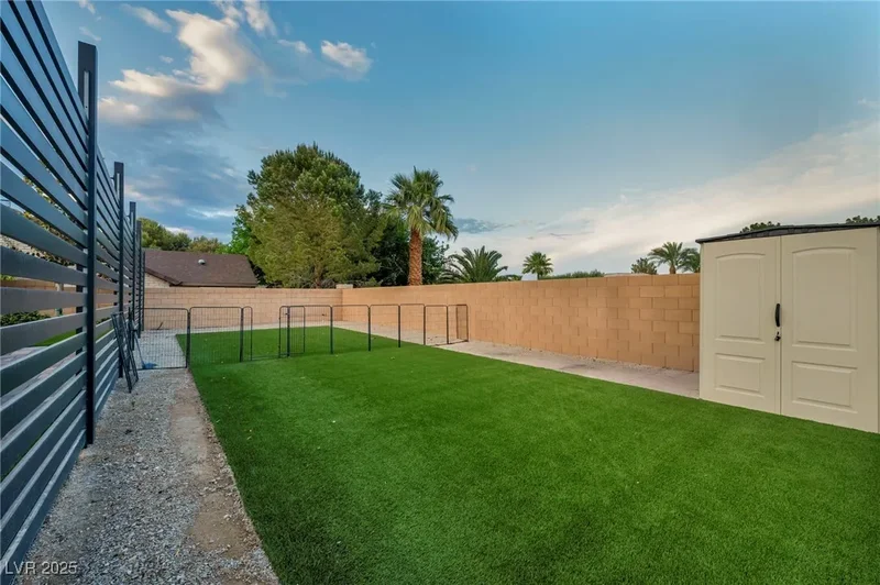 7780 Hickam Avenue, Las Vegas, Nevada, United States. - Photo 31