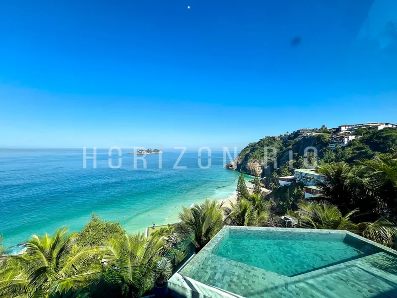 Splendid luxury house in Joá with 5 suites for holiday rental