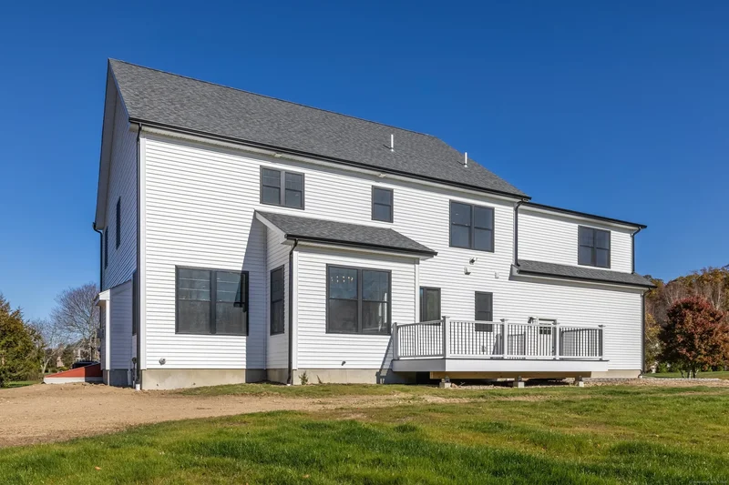 15 Rocco Drive, East Lyme, Connecticut, United States. - Photo 34