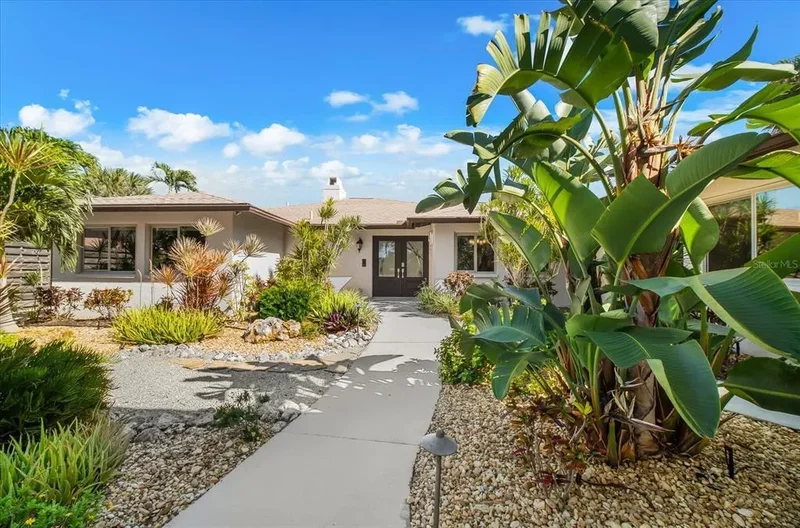 4817 OCEAN BOULEVARD, Siesta Key, FL, 34242, USA, Siesta Key, Florida, United States. - Photo 36
