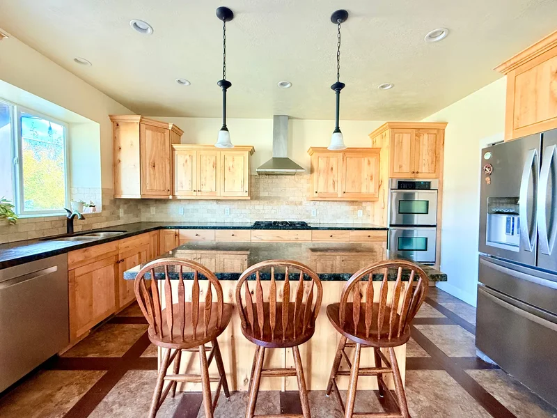 469 E VINE ST, South Salt Lake, Utah, United States. - Photo 23
