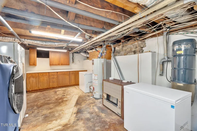 308 Pearl Avenue, Big Stone Gap, VA 24219, Big Stone Gap, Virginia, United States. - Photo 59