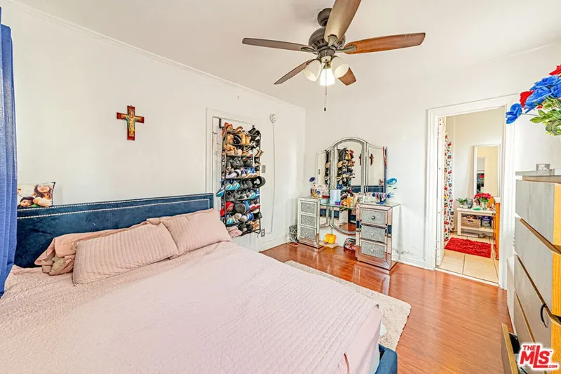 1618 S Burnside Avenue, Los Angeles, California, United States. - Photo 23