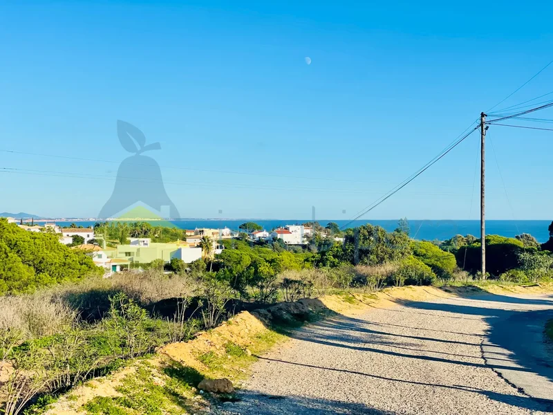 Land in Albufeira