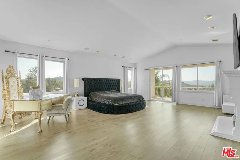 11158 Lopez Court, Moorpark, California, United States. - Photo 20