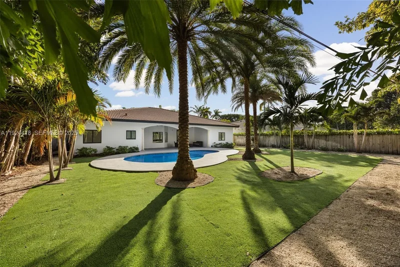 6845 SW 52nd St, Miami, Florida, United States. - Photo 29