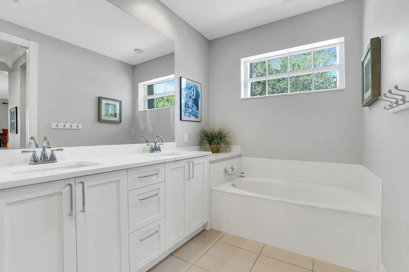 211 Barbados Drive, Jupiter, Florida, United States. - Photo 22