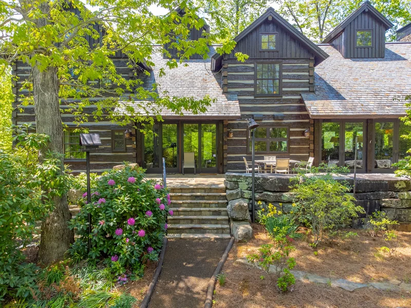 Once In A Lifetime Private Island Estate On Lake Burton