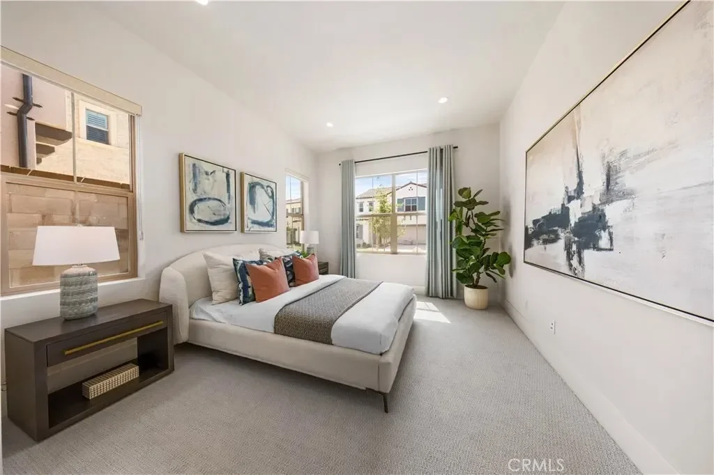 122 Mossvine, Irvine, California, United States. - Photo 36