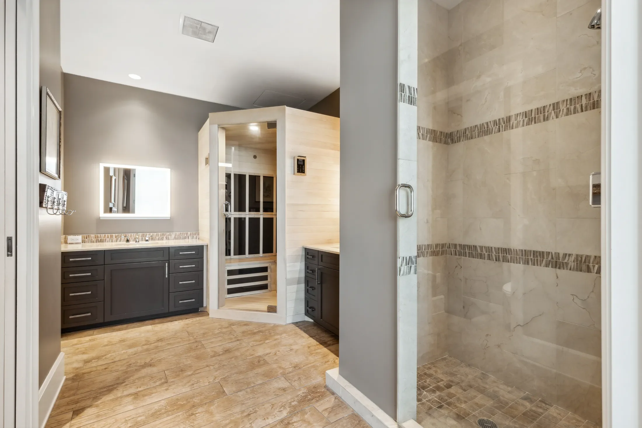 1301 Throckmorton Street Unit# 2503, Fort Worth, TX 76102, Fort Worth, Texas, United States. - Photo 1
