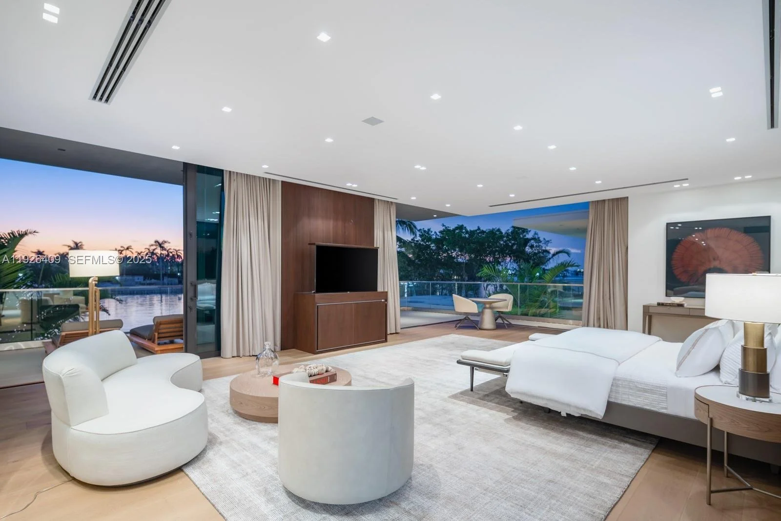 6480 Allison Rd, Miami Beach, Florida, United States. - Photo 9