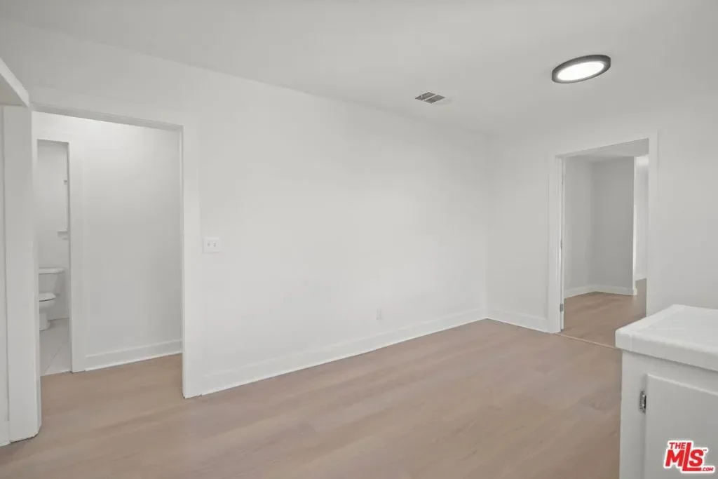 1561 East Elizabeth Street, Altadena, California, United States. - Photo 23