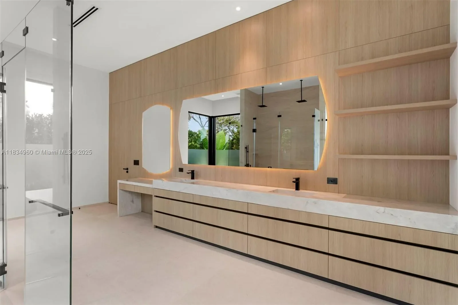 Gallery photo 4