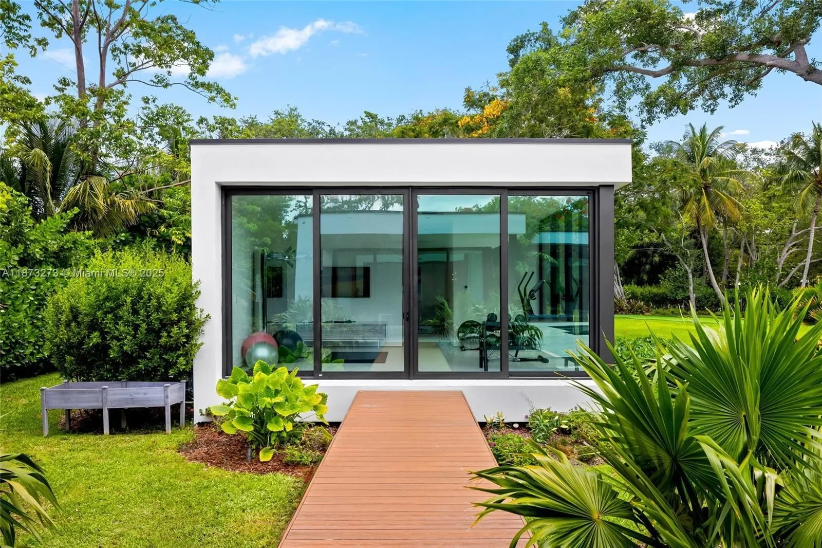 12100 SW 79th Ave, Coral Gables, Florida, United States. - Photo 54