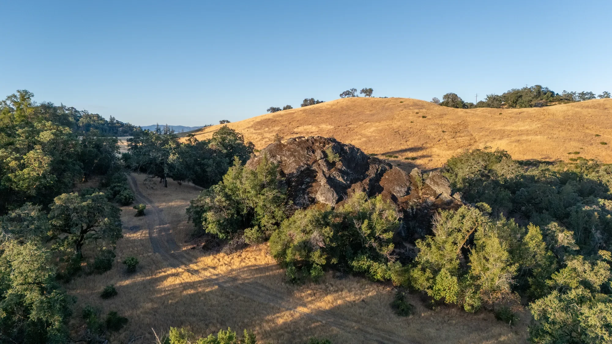 29810 River Road , Cloverdale, CA 95425, Cloverdale, California, United States. - Photo 17