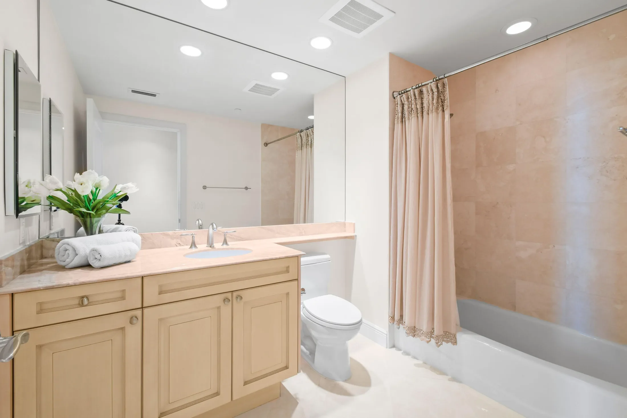 5050 N Ocean Drive 702, Riviera Beach, Florida, United States. - Photo 15