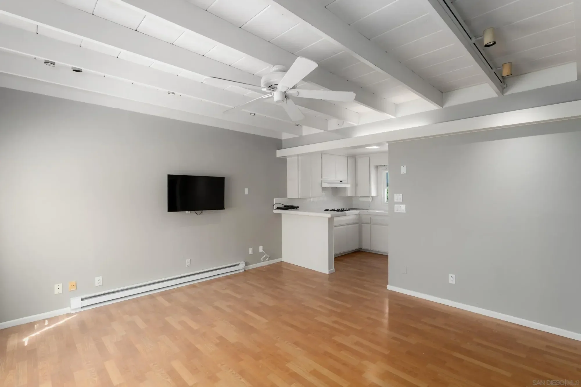 1834-1836 Ocean Front, Del Mar, California, United States. - Photo 17