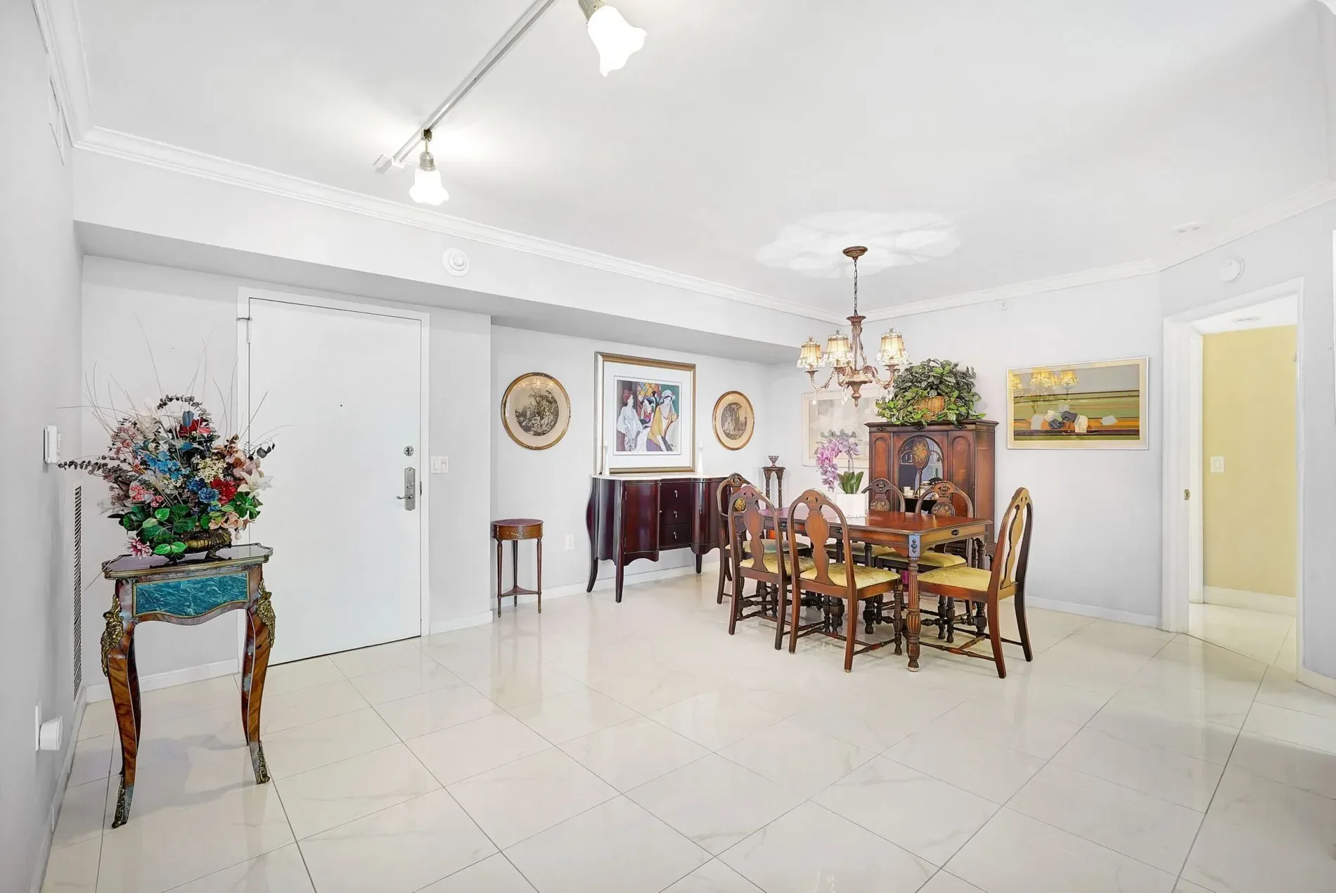 Gallery photo 4