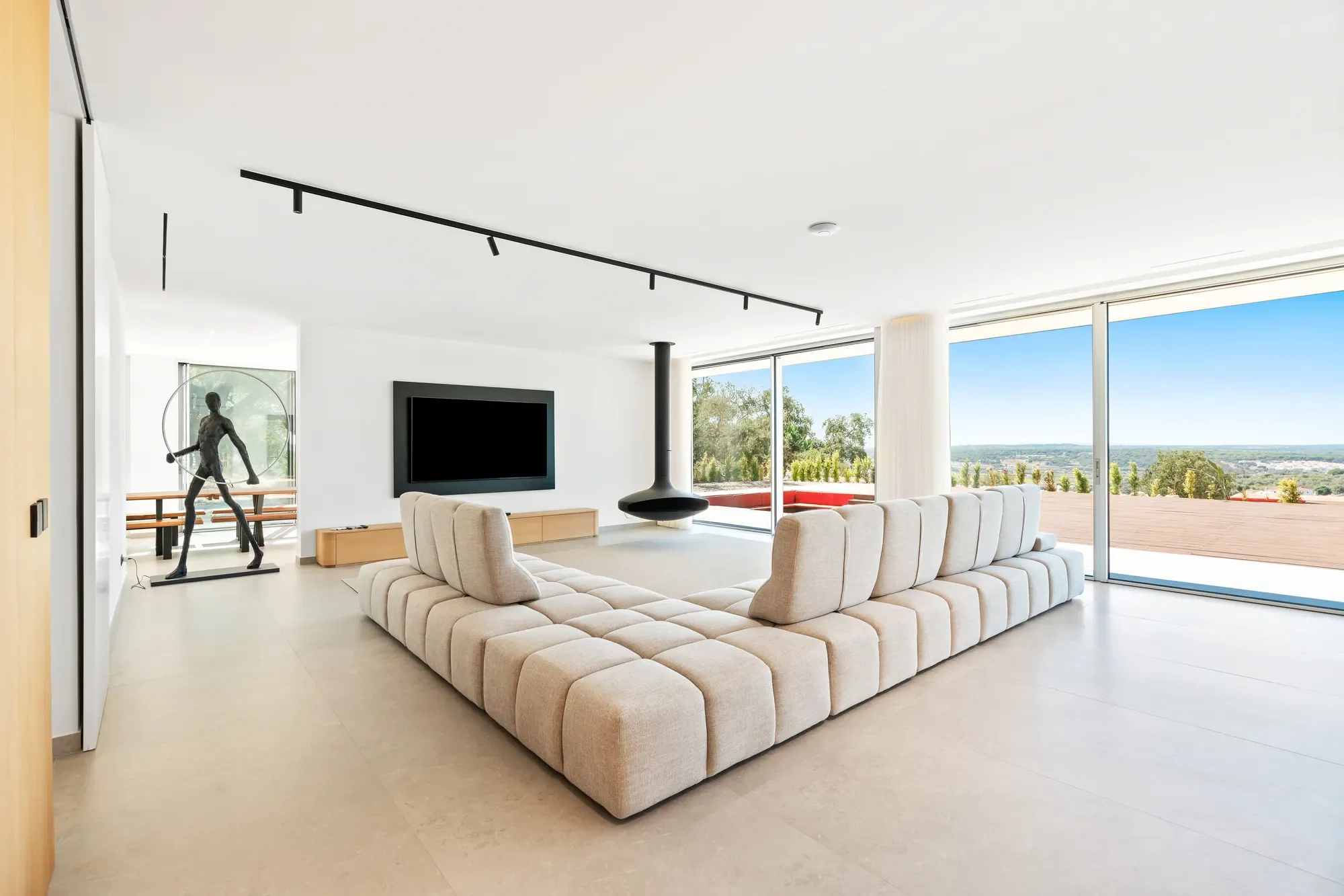 Gallery photo 12