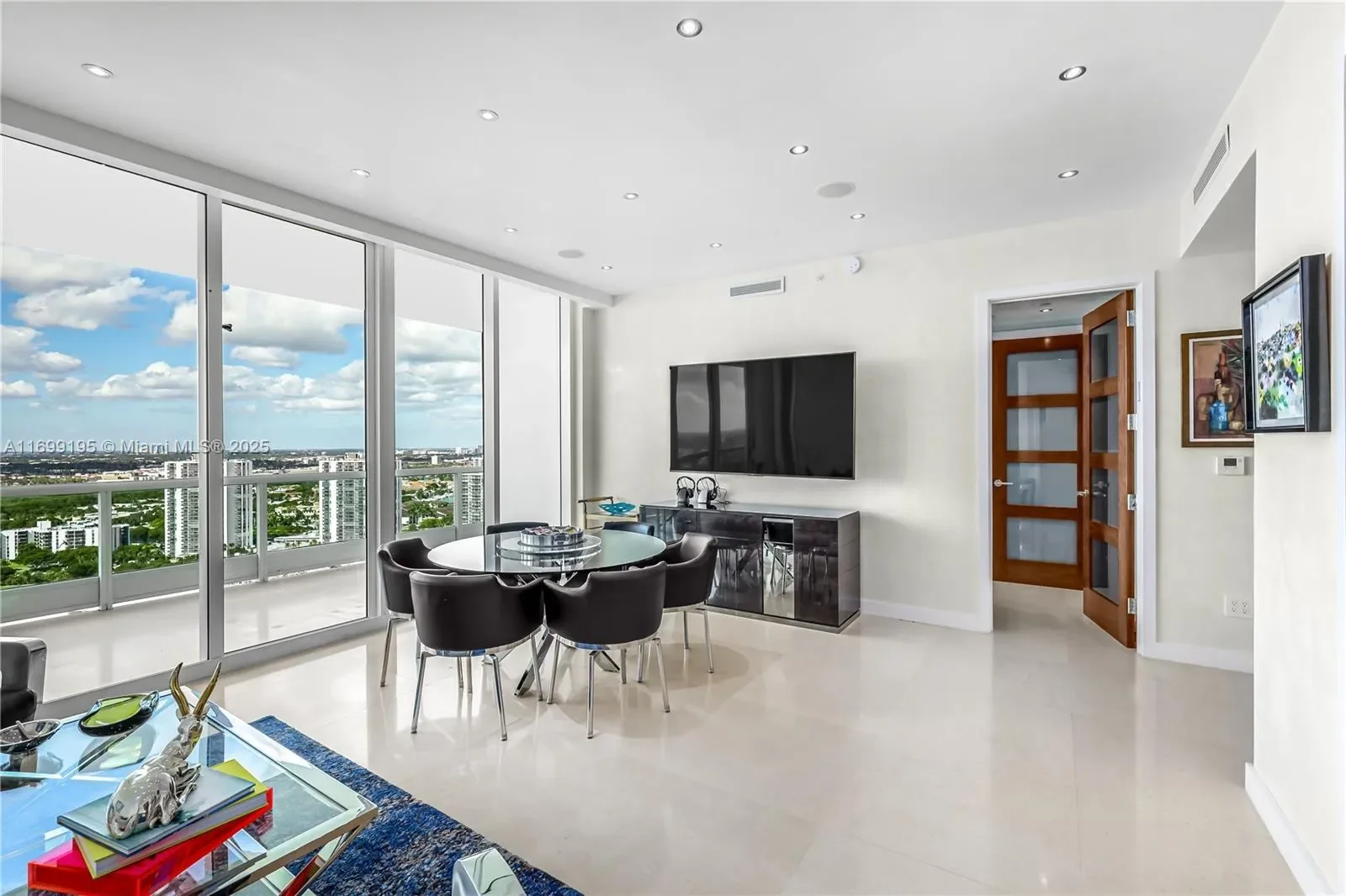 20155 NE 38th Ct 2903, Aventura, Florida, United States. - Photo 20