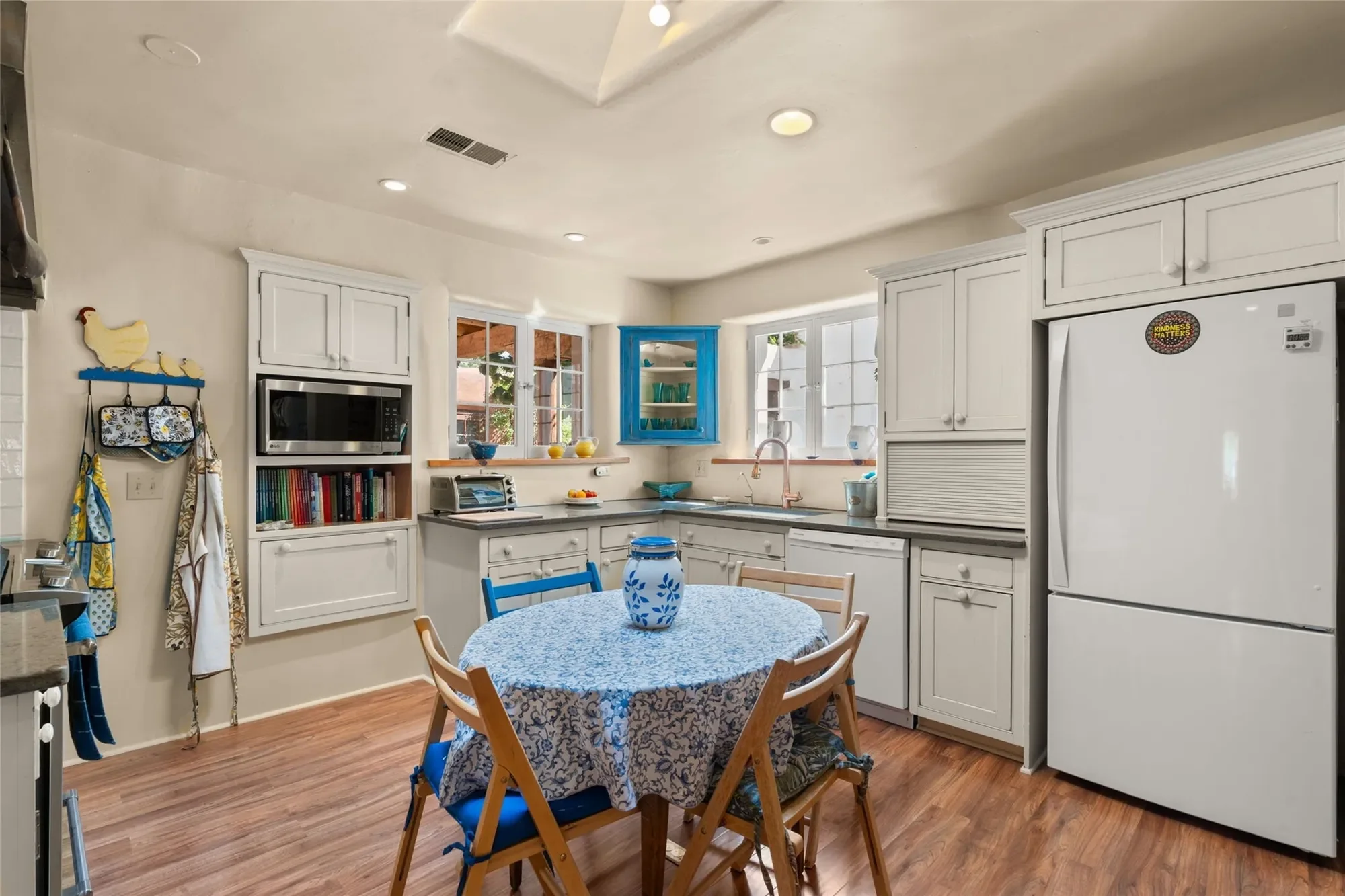 630 E Alameda And 651 Canyon Road A, B, C, E, F, G & I, Santa Fe, NM 87501, Santa Fe, New Mexico, United States. - Photo 13