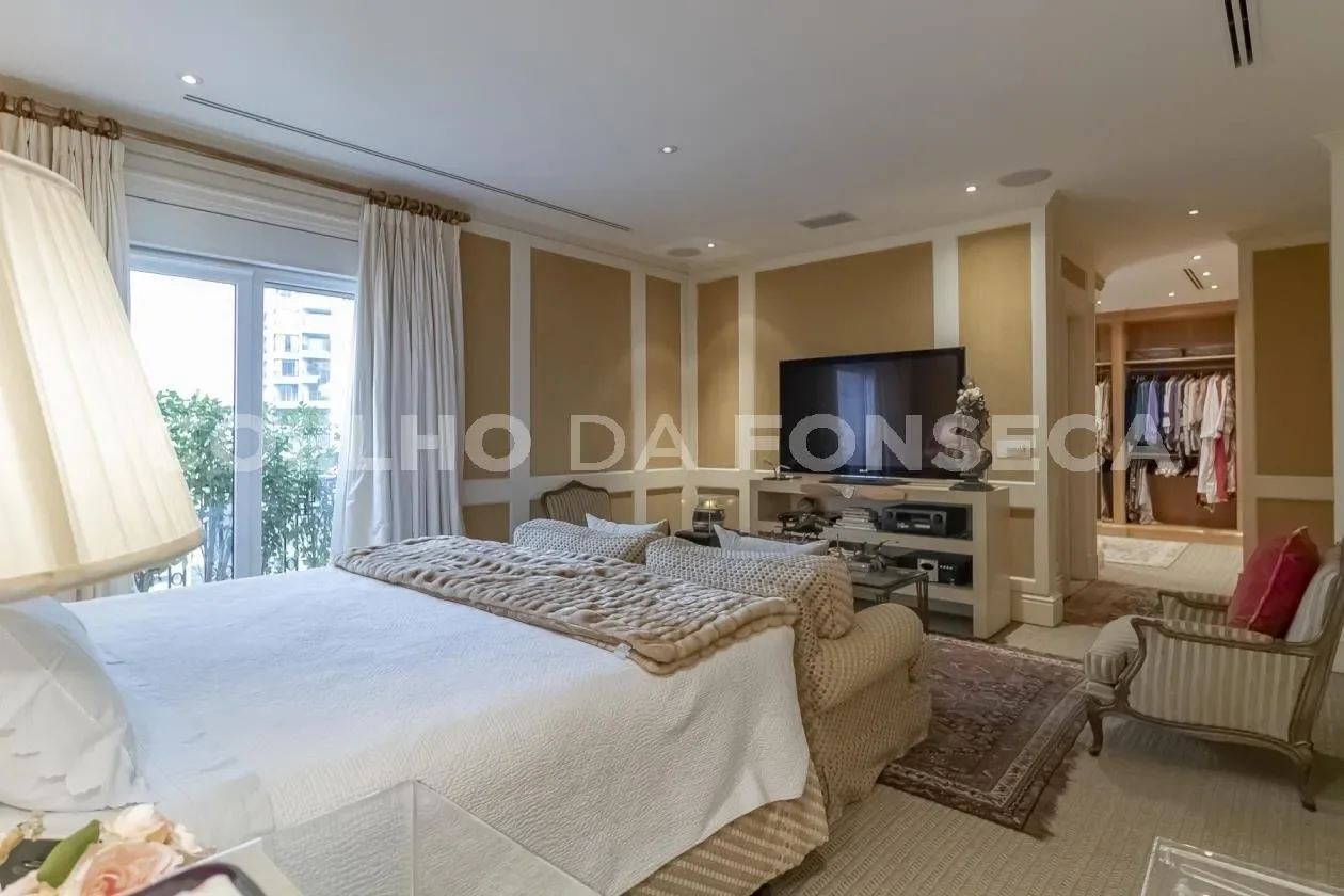 Gallery photo 12