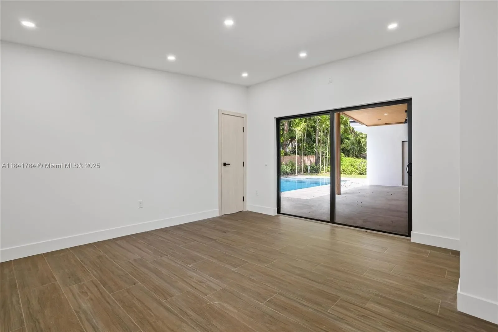 2180 NE 190th Ter, North Miami Beach, Florida, United States. - Photo 17