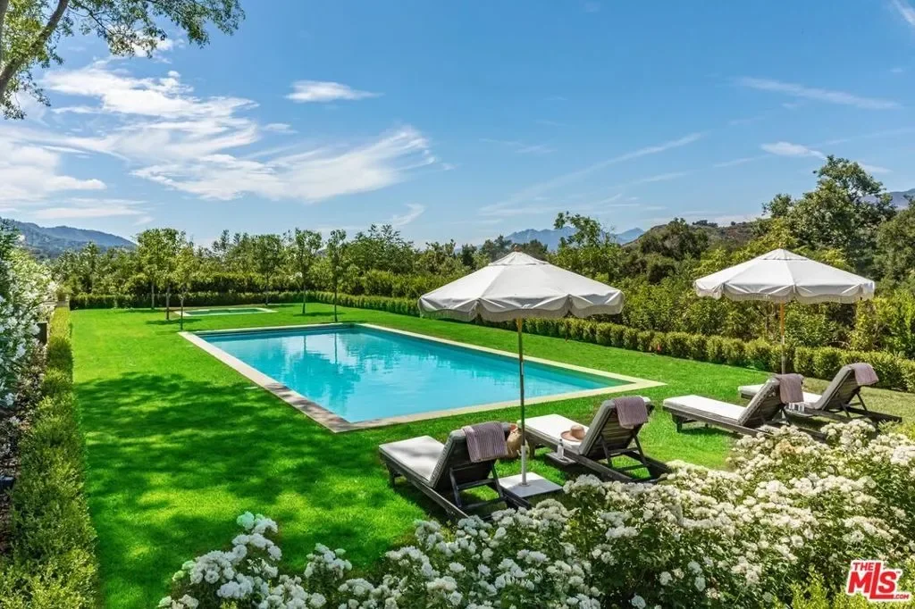Ojai, California, United States. - Photo 30