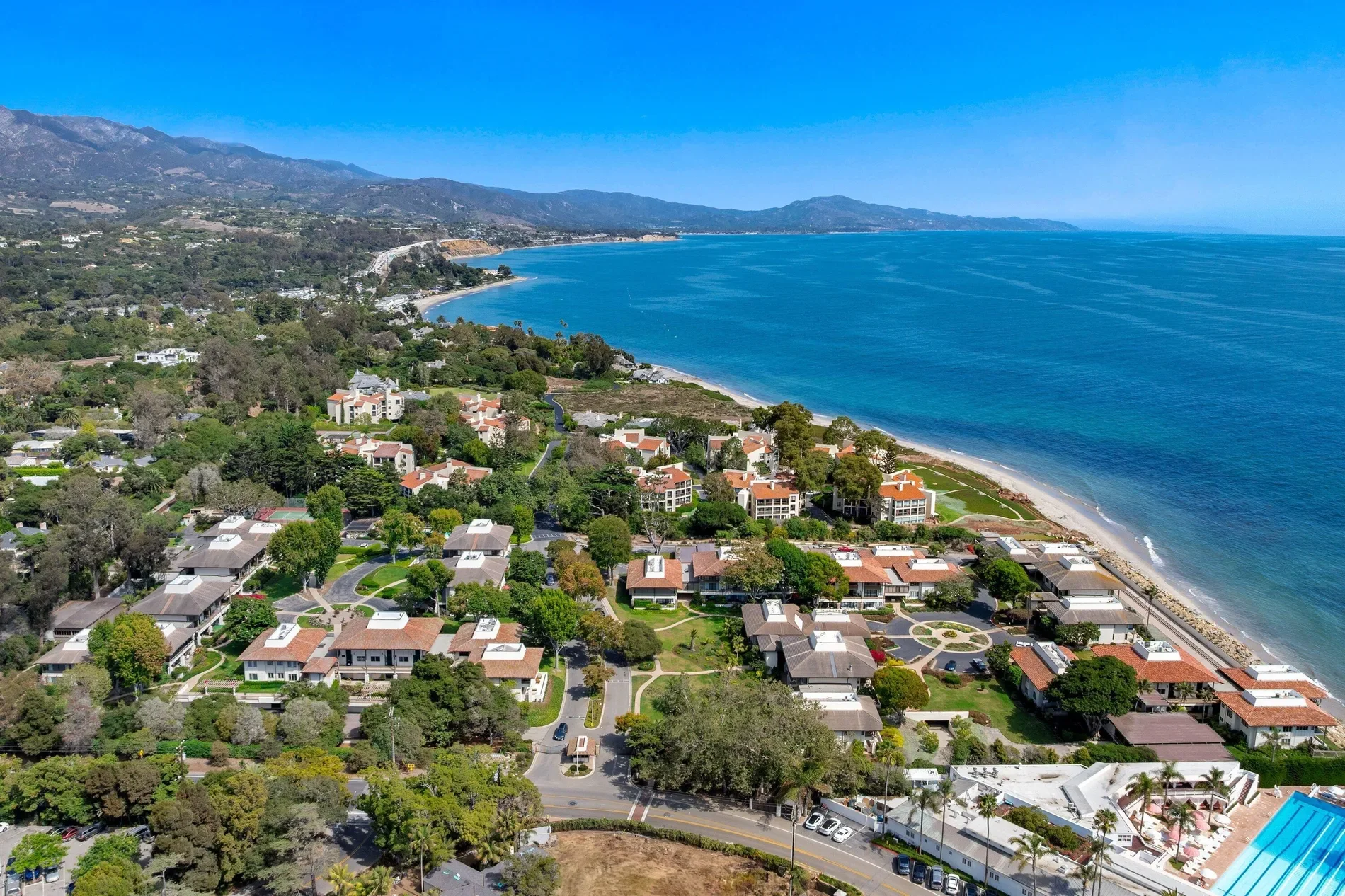 1311 Plaza De Sonadores, Montecito, California, United States. - Photo 26