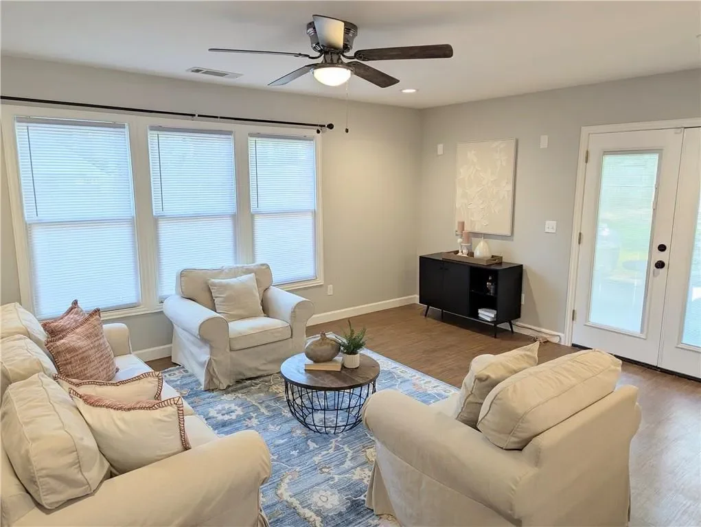 1111 Avondale Avenue SE, Atlanta, Georgia, United States. - Photo 11