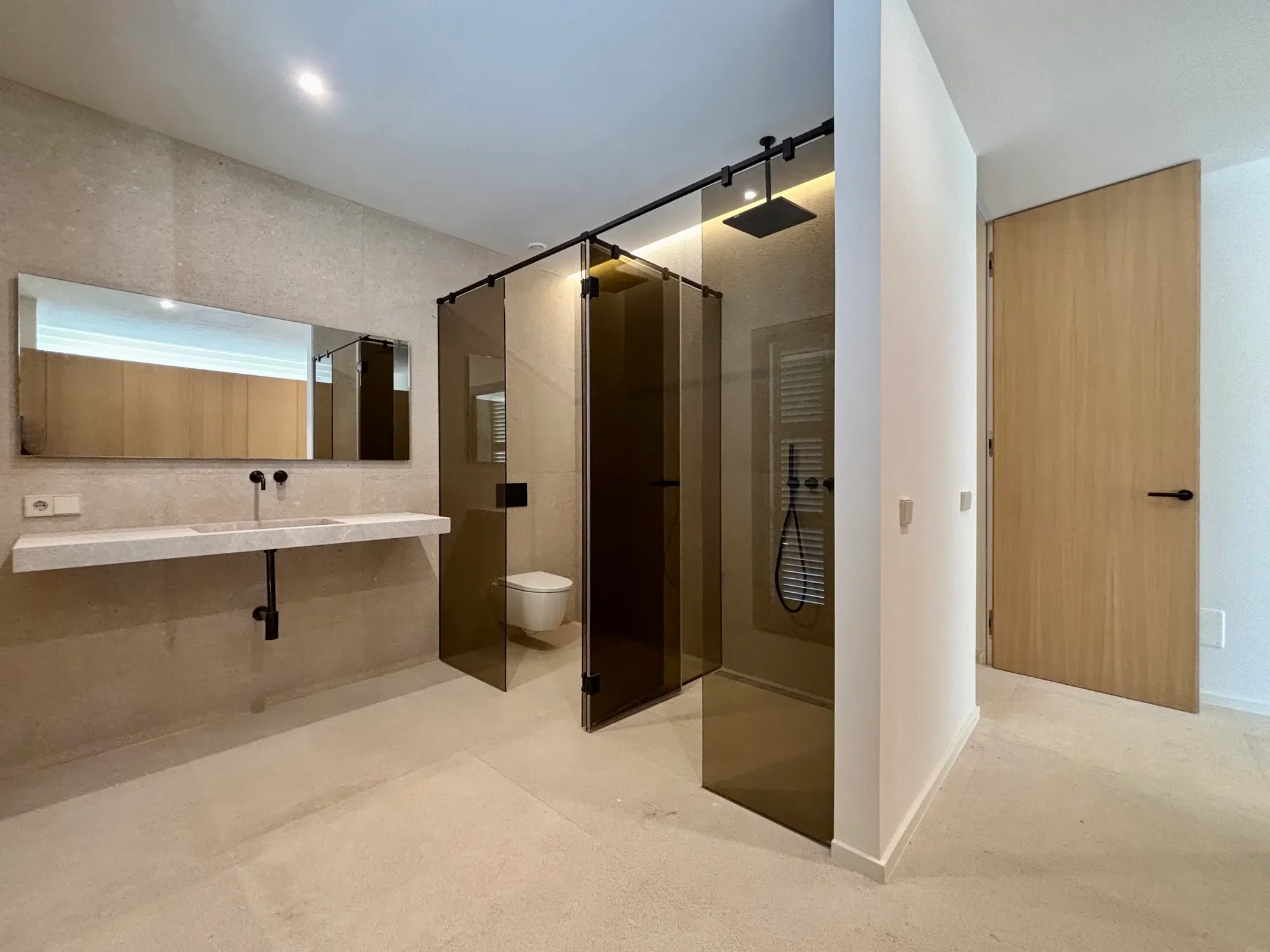Gallery photo 6