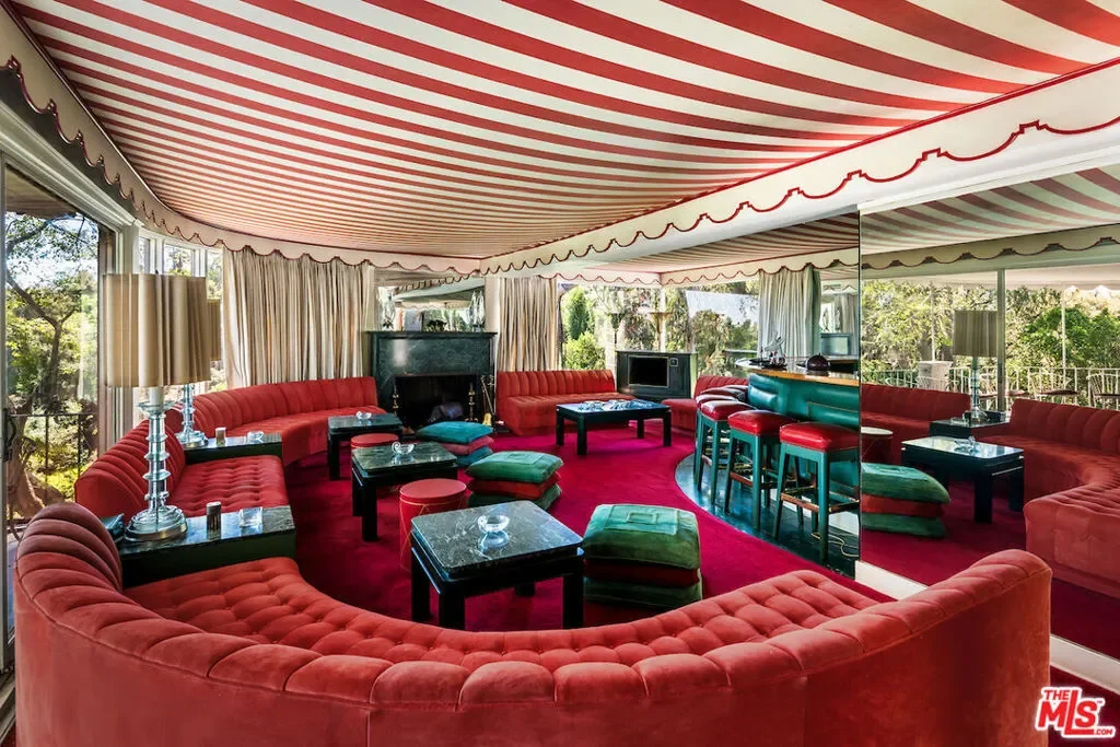 10934 Bellagio Road, Los Angeles, California, United States. - Photo 31