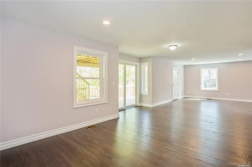 0 Hedda Road, Port Jefferson Station, New York, United States. - Photo 4