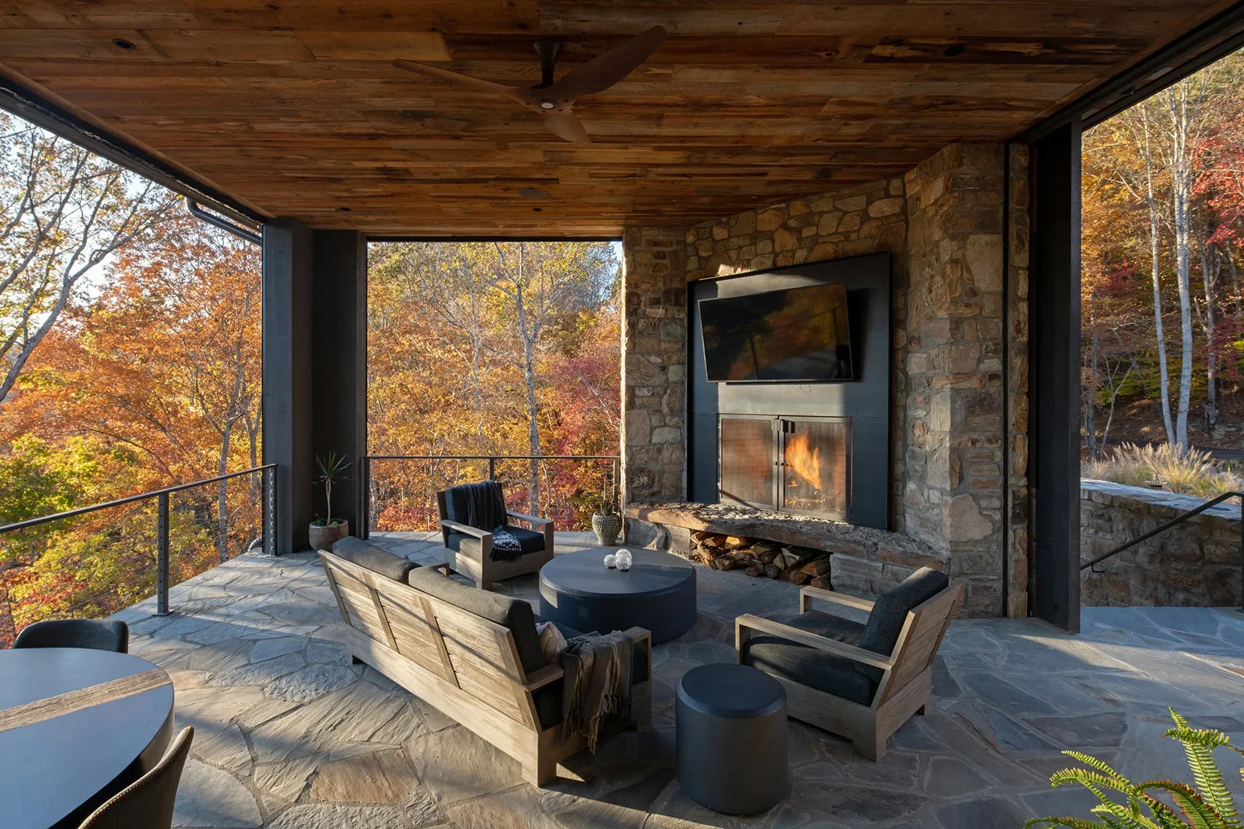 112 Moon Shadow Lane, Marshall, NC 28753, Marshall, North Carolina, United States. - Photo 12