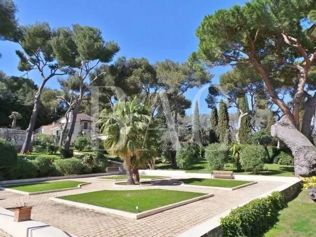 Saint-Jean-Cap-Ferrat, Provence-Alpes-Côte d'Azur, France. - Photo 3