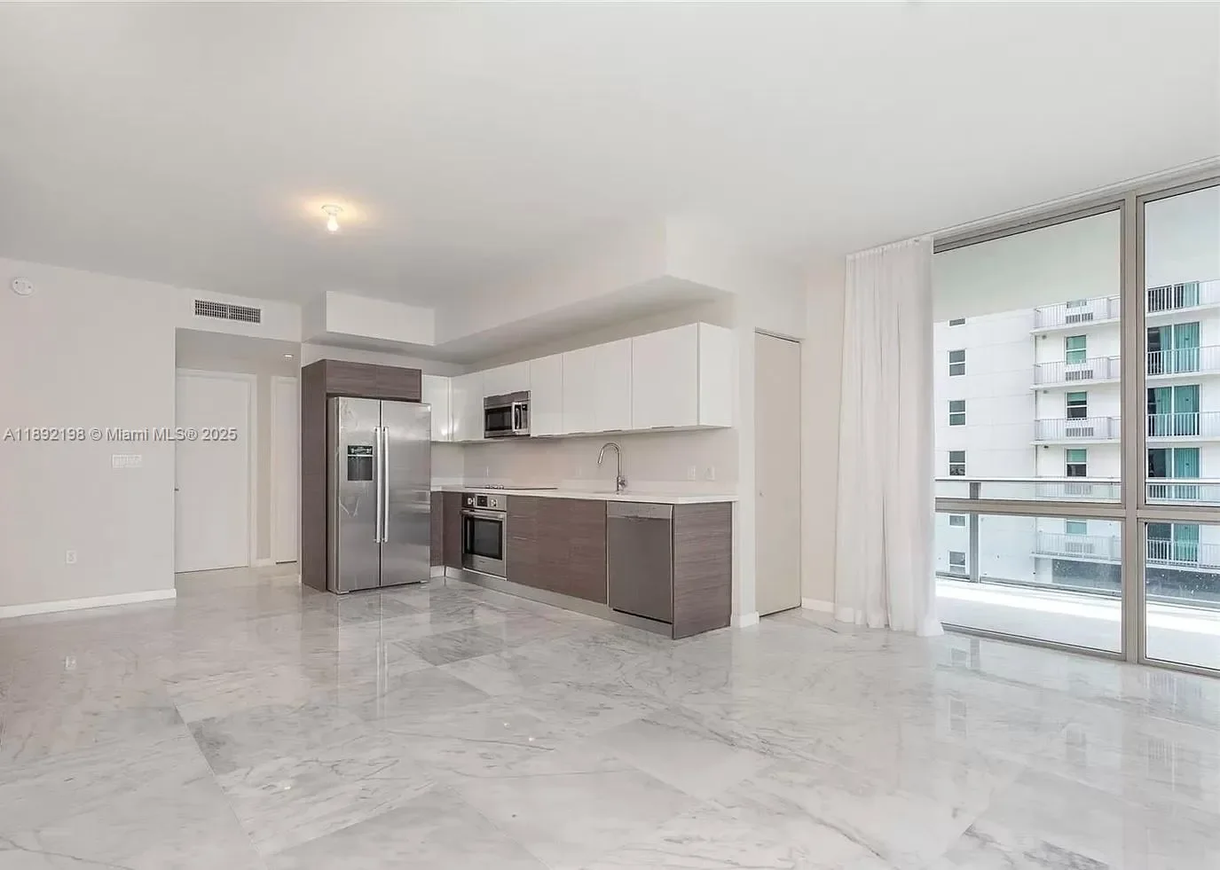 1010 SW 2nd Ave 603, Miami, Florida, United States. - Photo 5