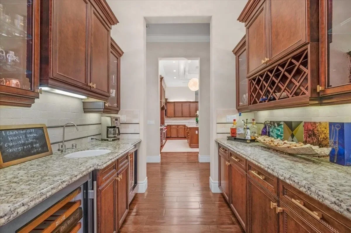 11350 Glencastle Way N, Fresno, CA 93730, Fresno, California, United States. - Photo 15