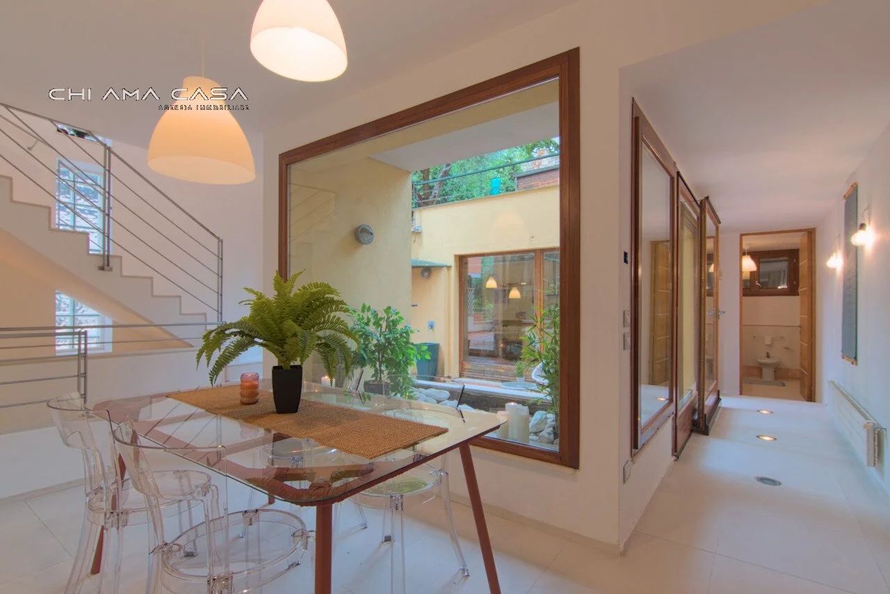 Gallery photo 10