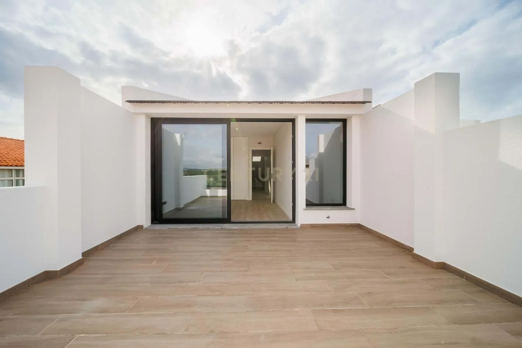 Gallery photo 12