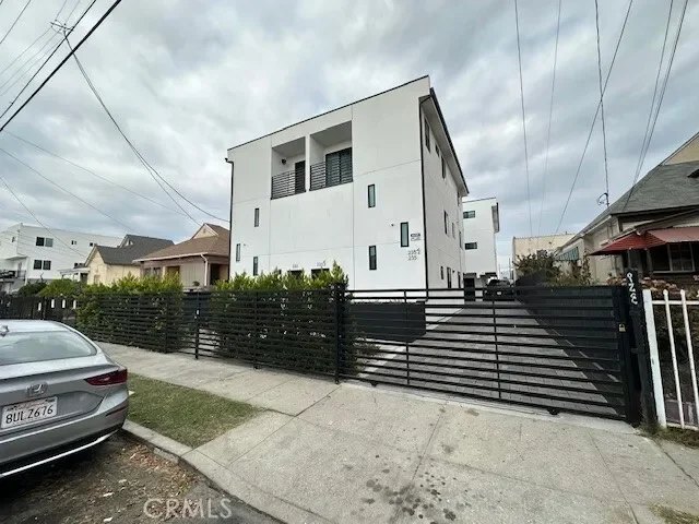 235 E 29th Street, LOS ANGELES, CA 90011, Los Angeles, California, United States. - Photo 20