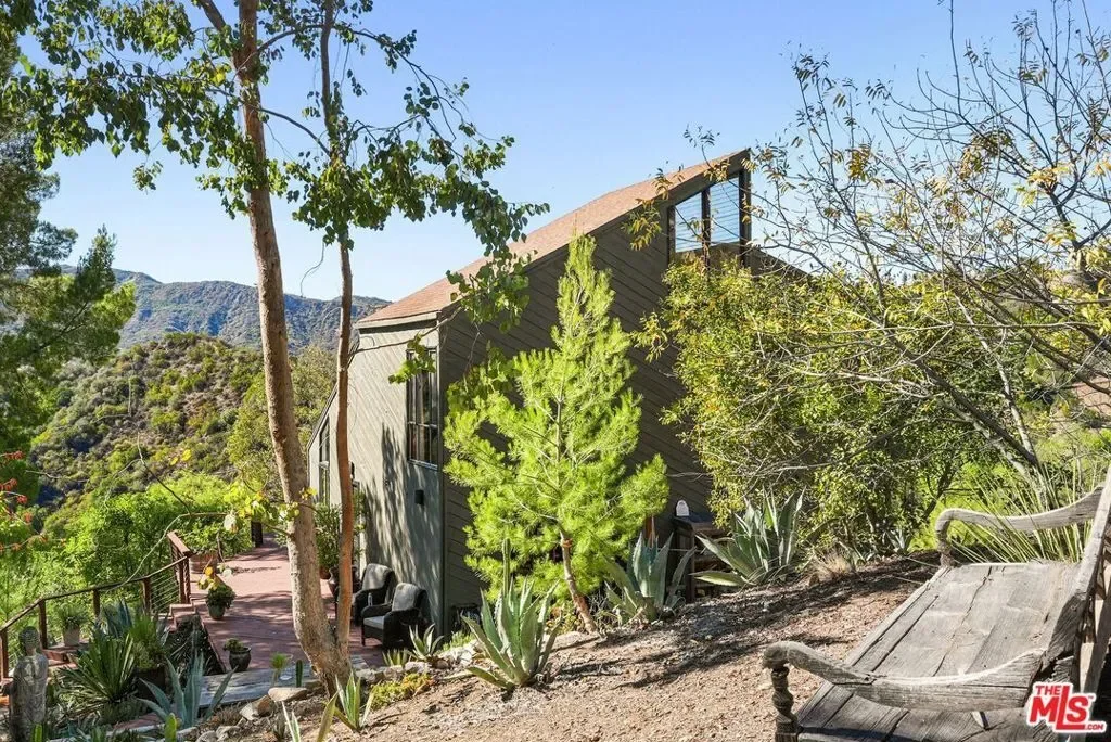 2158 Topanga Skyline Drive, Topanga, California, United States. - Photo 39