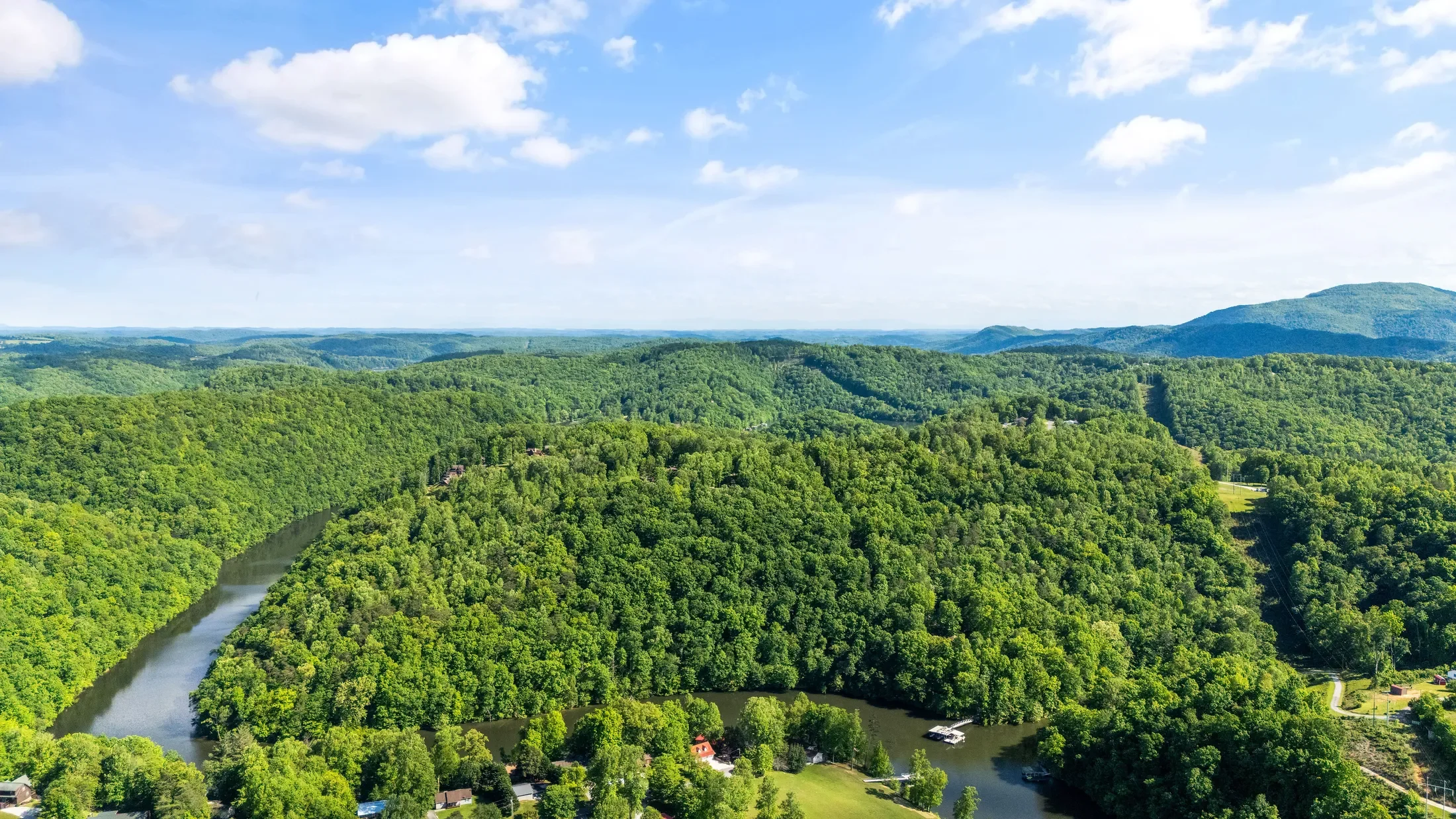 237 Lakemont Lane , Caryville, TN 37714, Caryville, Tennessee, United States. - Photo 49