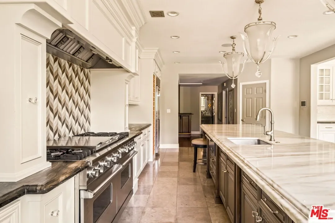 1047 Pomello Dr, Claremont, California, United States. - Photo 29
