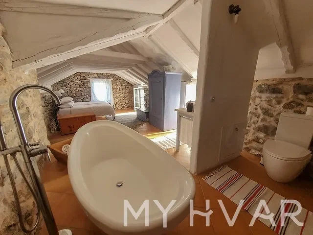 Gallery photo 11