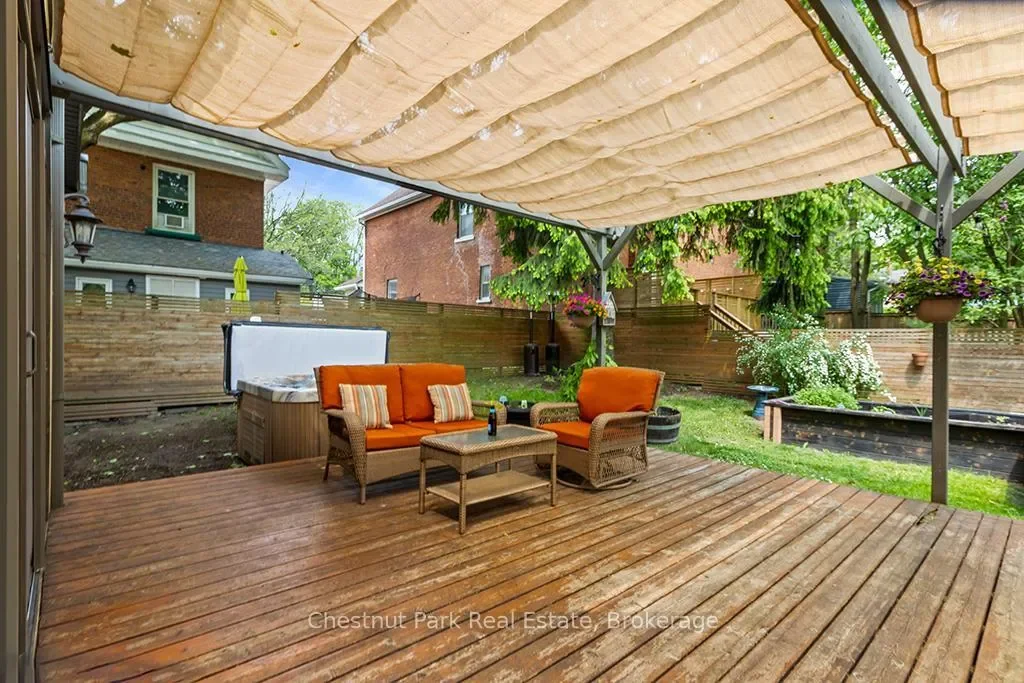 689 4th Avenue E, Owen Sound, Ontario, Canada. - Photo 8