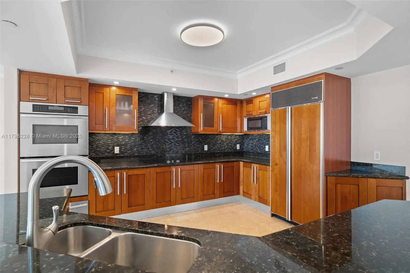 3301 NE 183rd St 1604, Golden Beach, Florida, United States. - Photo 9